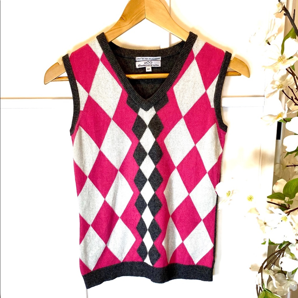 Cashmere Argyle Pull Over Vest